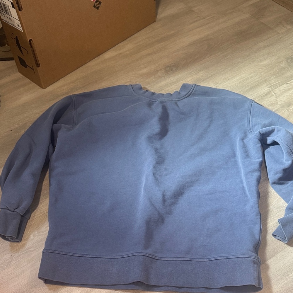 Lululemon purple blue sweatshirt size small medium
